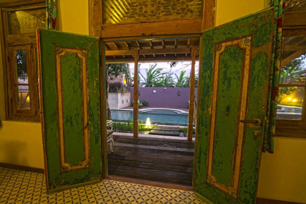 Guesthouse Mooz Canggu Quarto foto